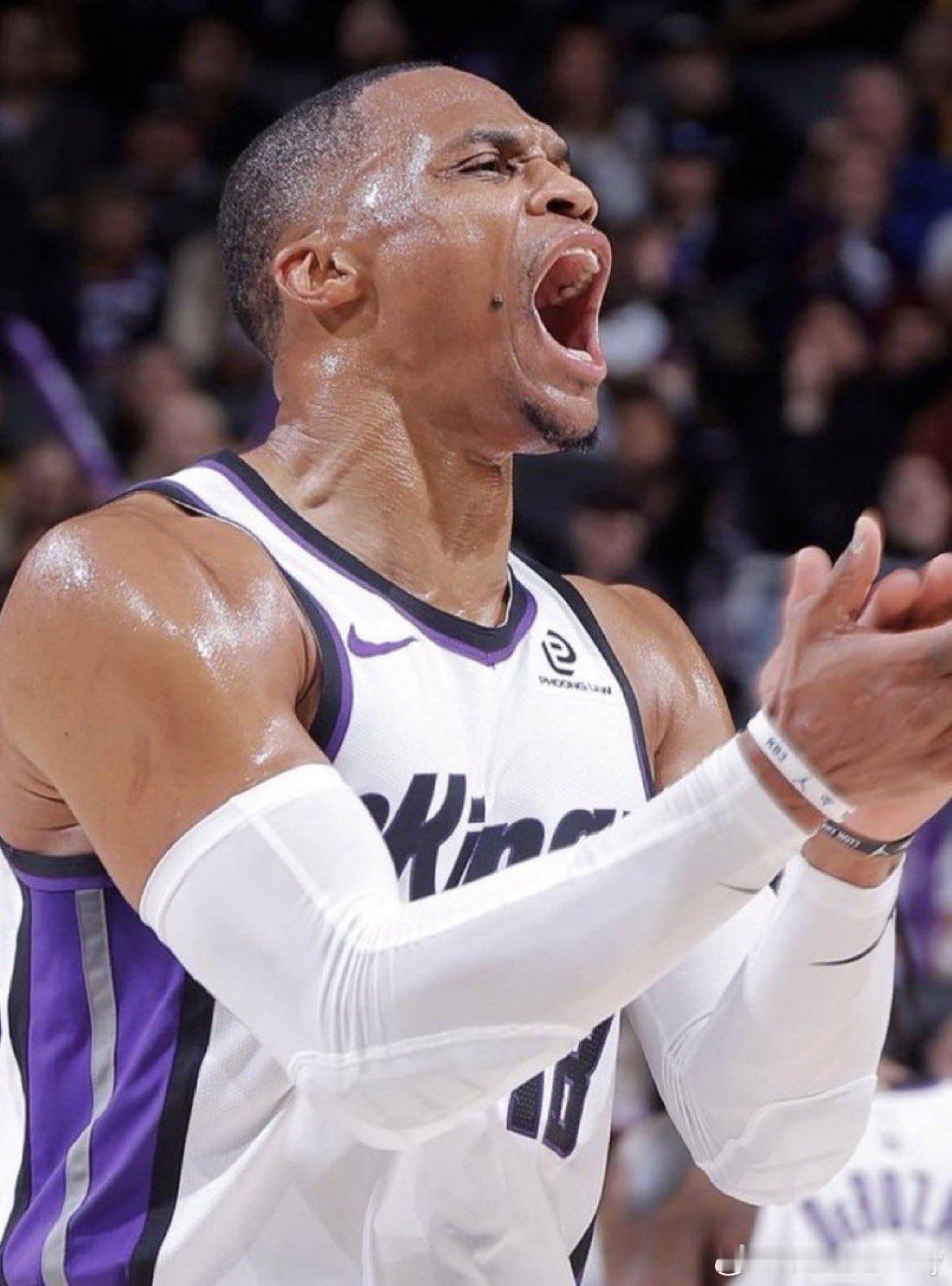 恭喜！威少助攻数超越史蒂夫纳什和马克杰克逊，升至NBA历史助攻榜第5位！NBA历