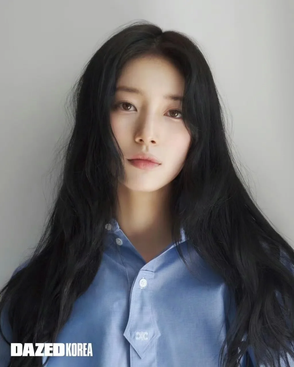 Suzy清冷千金既视感内页，素素的硬照很美
