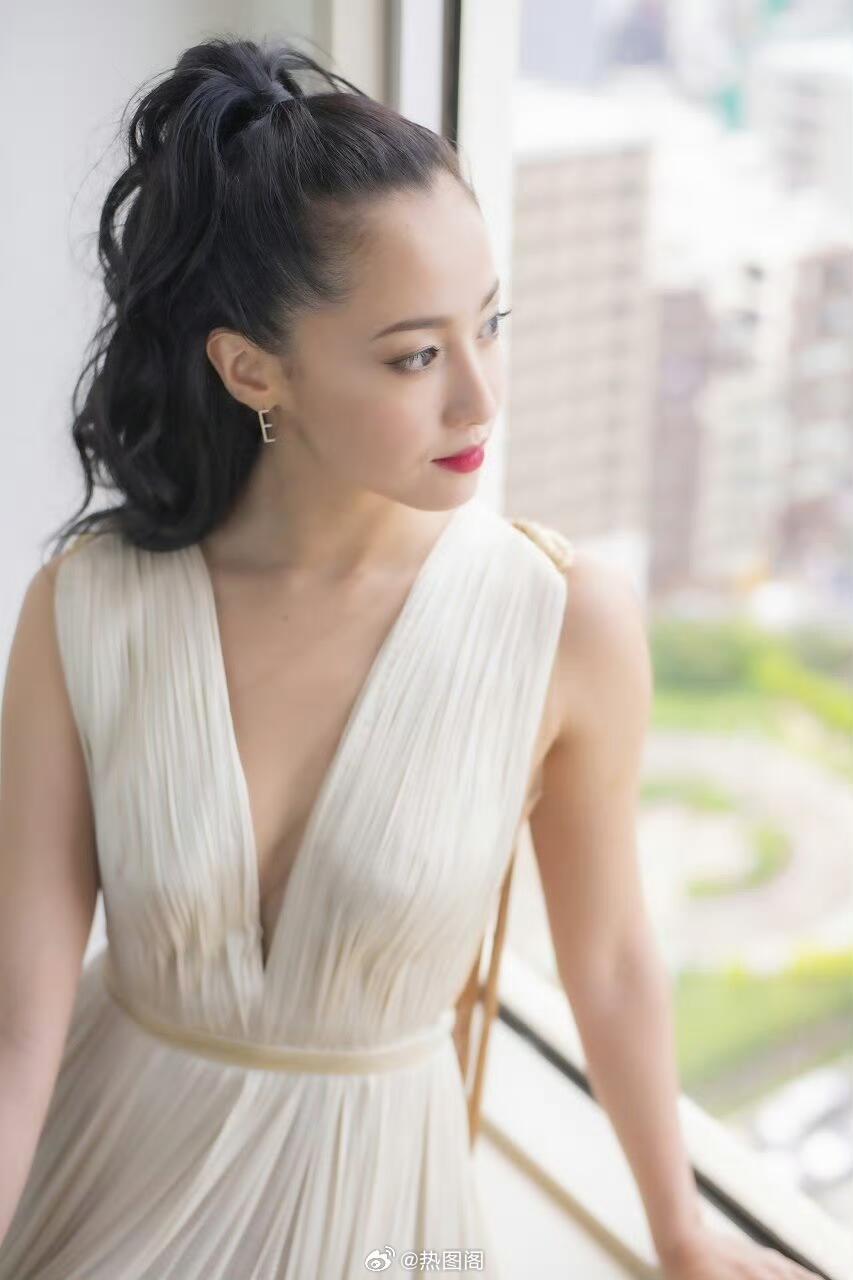 泽尻最美晚礼服照 且看且珍惜 热图阁公众号 