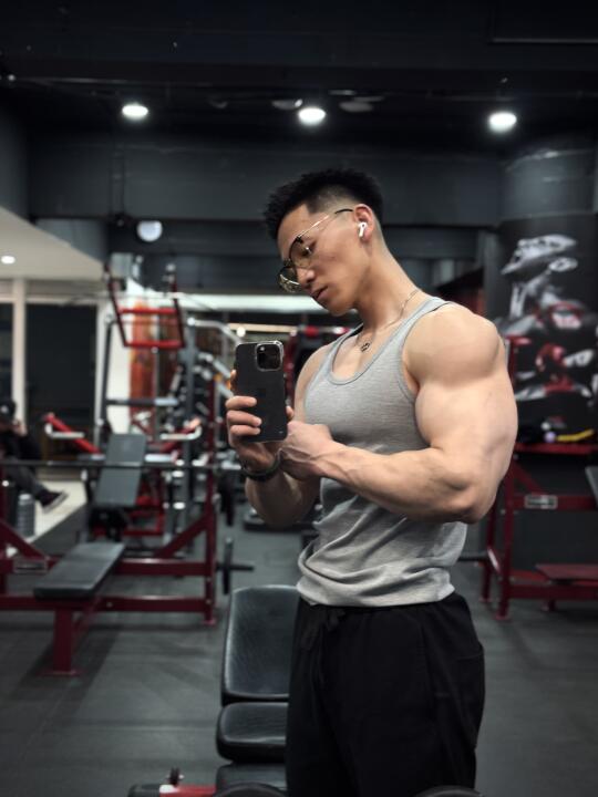 看起来很好摸