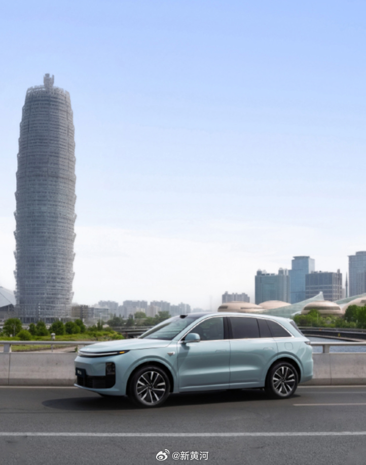 【#2025胡润汽车品牌榜特斯拉居首# ，问界反超理想】#2025胡润汽车品牌榜