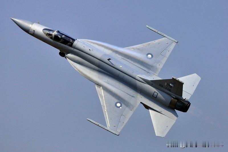 多国抢购枭龙战斗机 多国抢购枭龙战斗机这事可太火了！据环球网消息，至少6个国家已