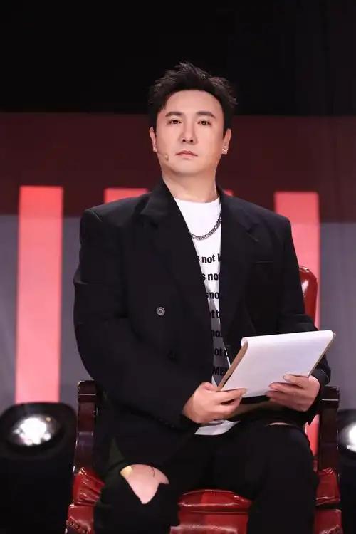 截至2026年2月，沈腾以384.81亿元的累计票房，稳稳坐上中国电影票房最高男