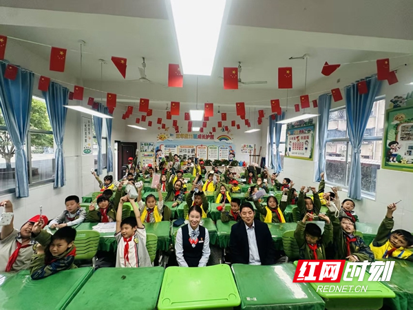 争做反诈小天使守护安全校园