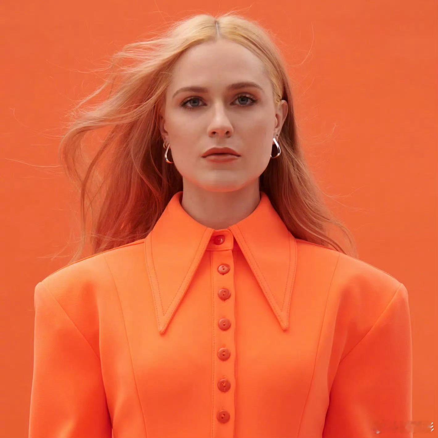 [心]埃文·蕾切尔·伍德 加盟瑞恩·墨菲的FX恐惧剧集《碎片》，出演一个常驻角色