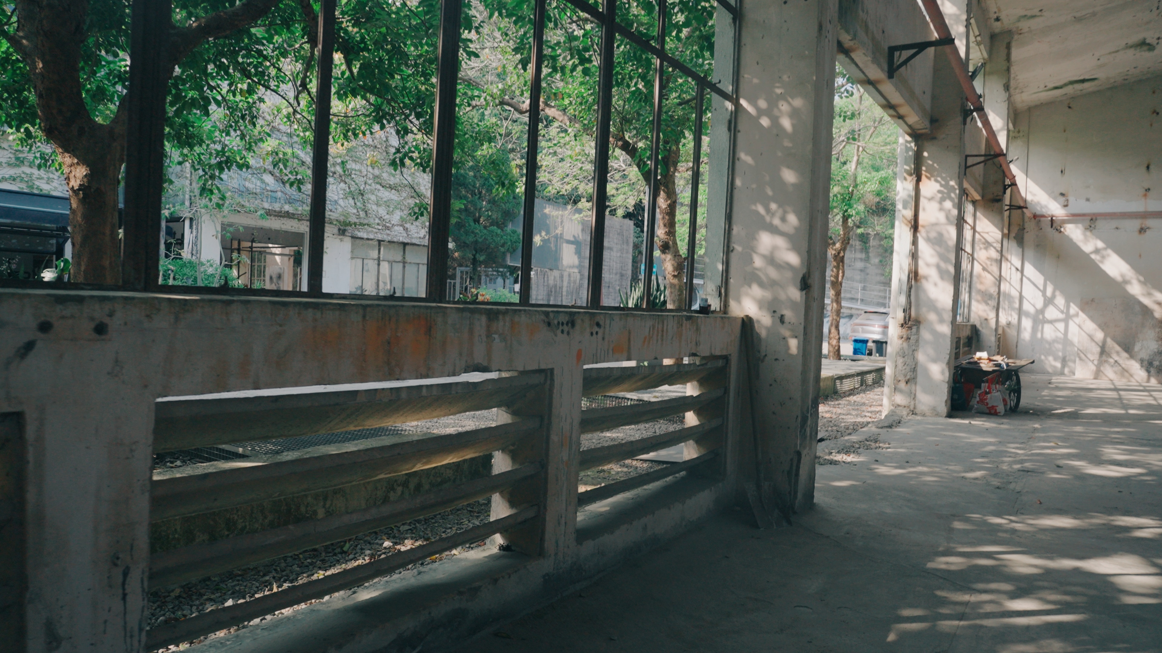 伯克希尔哈撒韦股价8连跌这只是个开始，延续神话的难度，比创造神话难多了，特别是巴