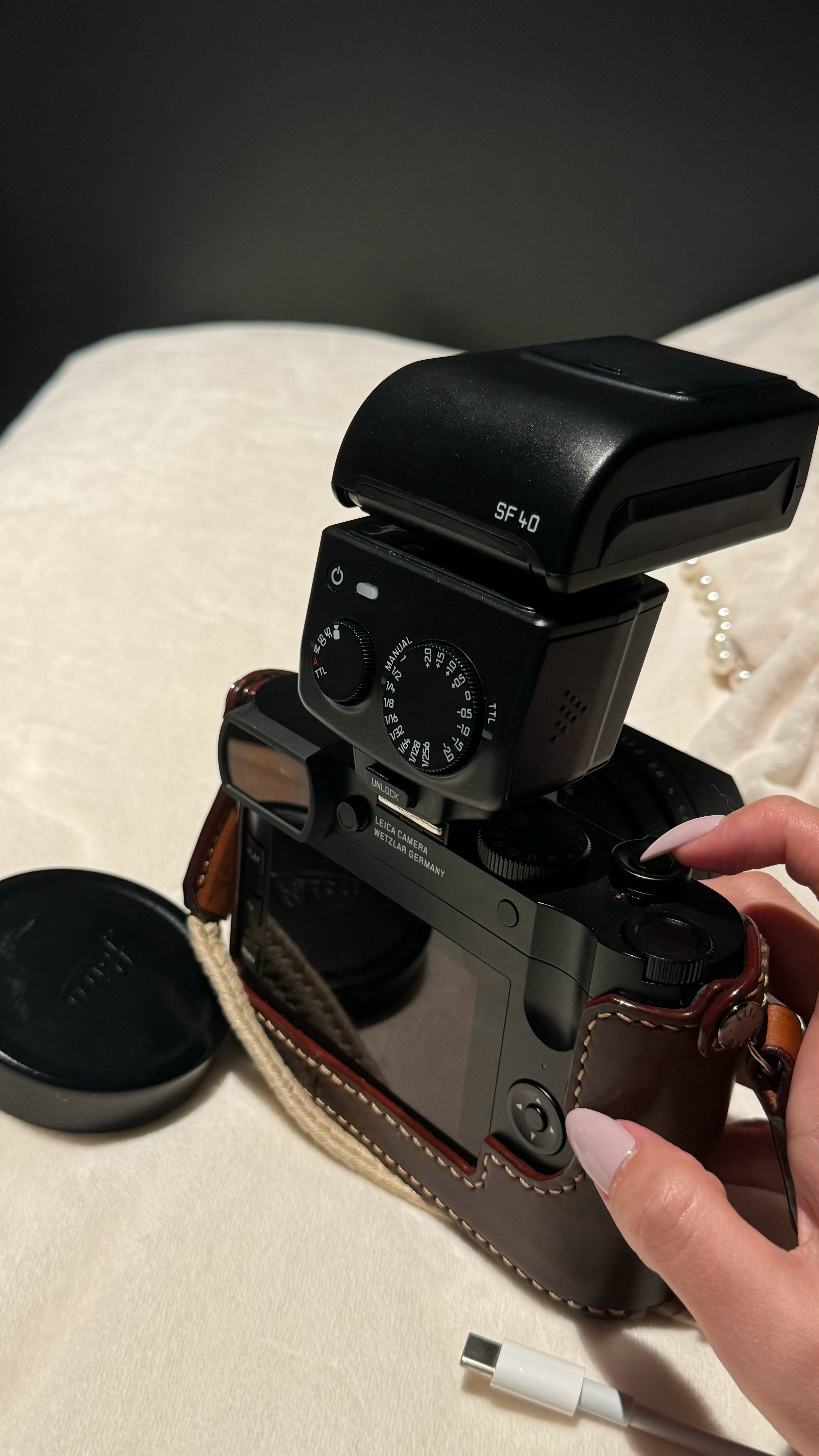 本来在纠结要不要带这么大的相机我姐:你带上它你会急死[笑cry][笑cry][笑