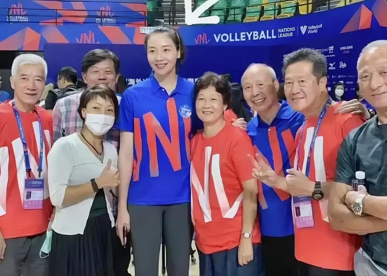 魏秋月、惠若琪香港助阵

6月13日开始，世界女排联赛香港站重燃战火。

中国女