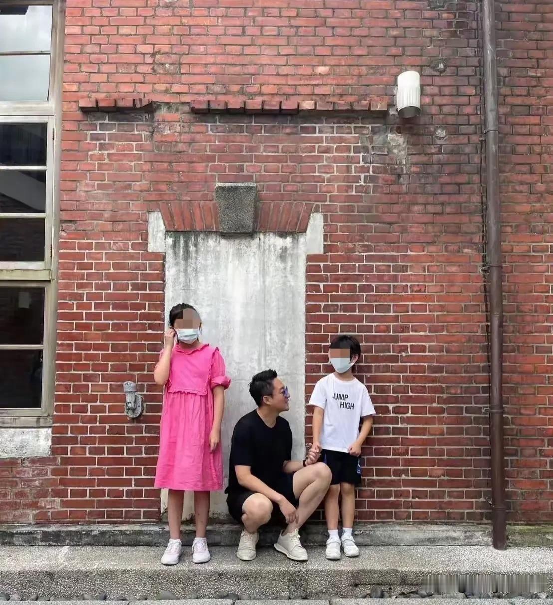其实，有了孩子，还是尽量不要离婚。

因为一旦离婚了，原本俩个人恩恩爱爱，就会更