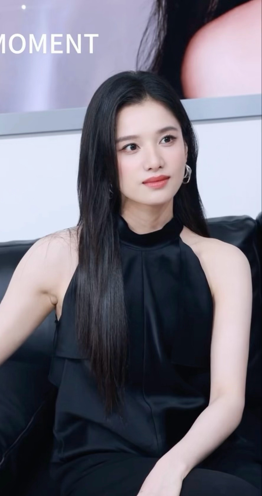 比姐姐先到来的是姐姐的香气今天婧仪线下活动状态真的美爆了！！！张婧仪陈清雾