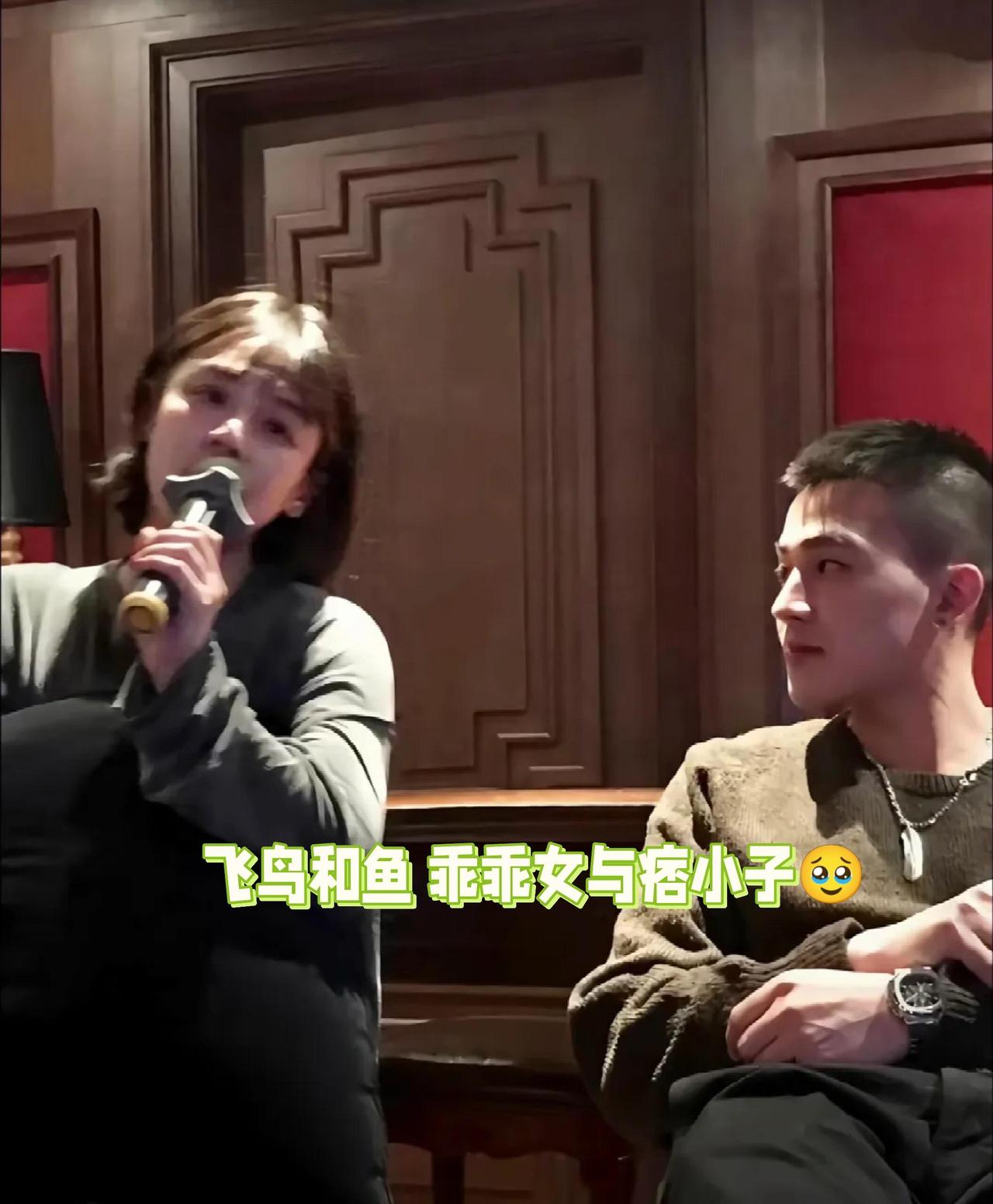 欧豪与马思纯这一对旧恋人，现在可谓熟悉的陌生人！


这一对为啥会分开呢？有句话