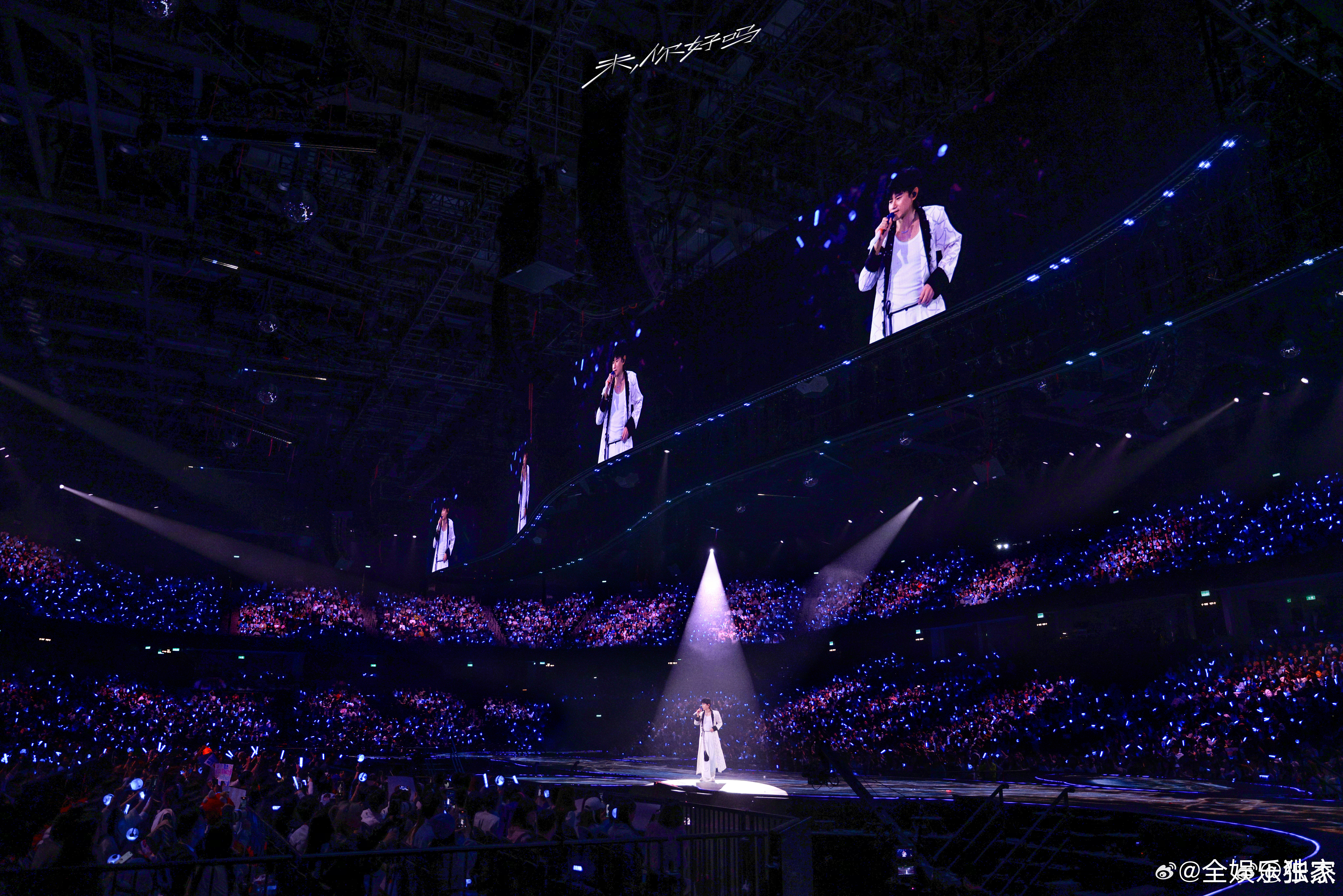 张杰张杰今晚直播唱5个小时张杰你们想听到的歌我都会唱到双向奔赴的音乐盛宴！张杰5