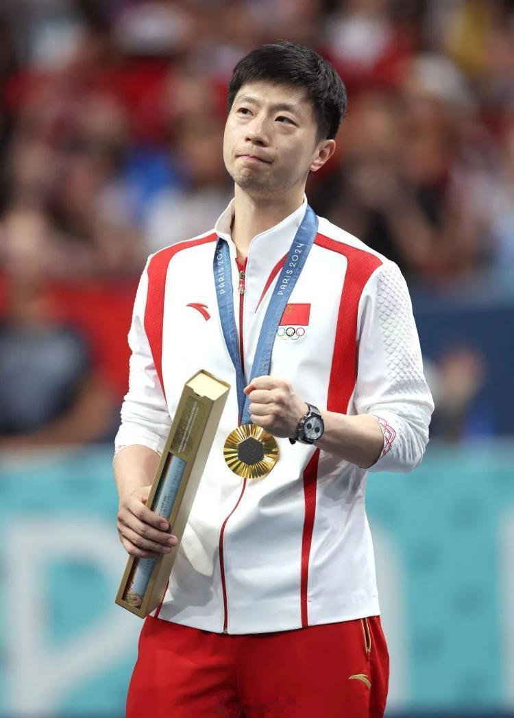 马龙乒坛绝对统治力 我永远忘不了你意气风发的那一年，他战胜了时间，来到我们面前，