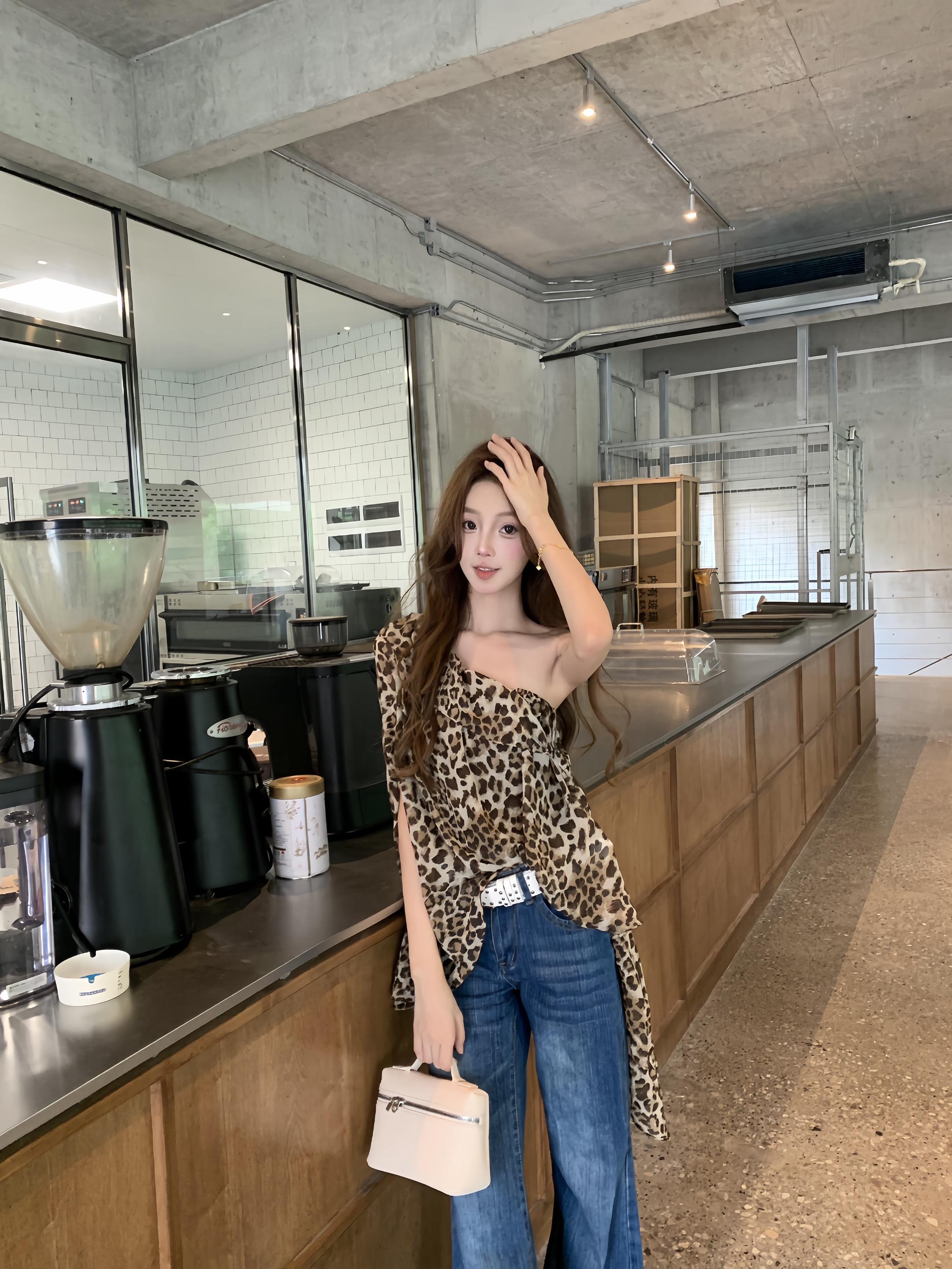 人如果被爱着 就不会皱巴巴。