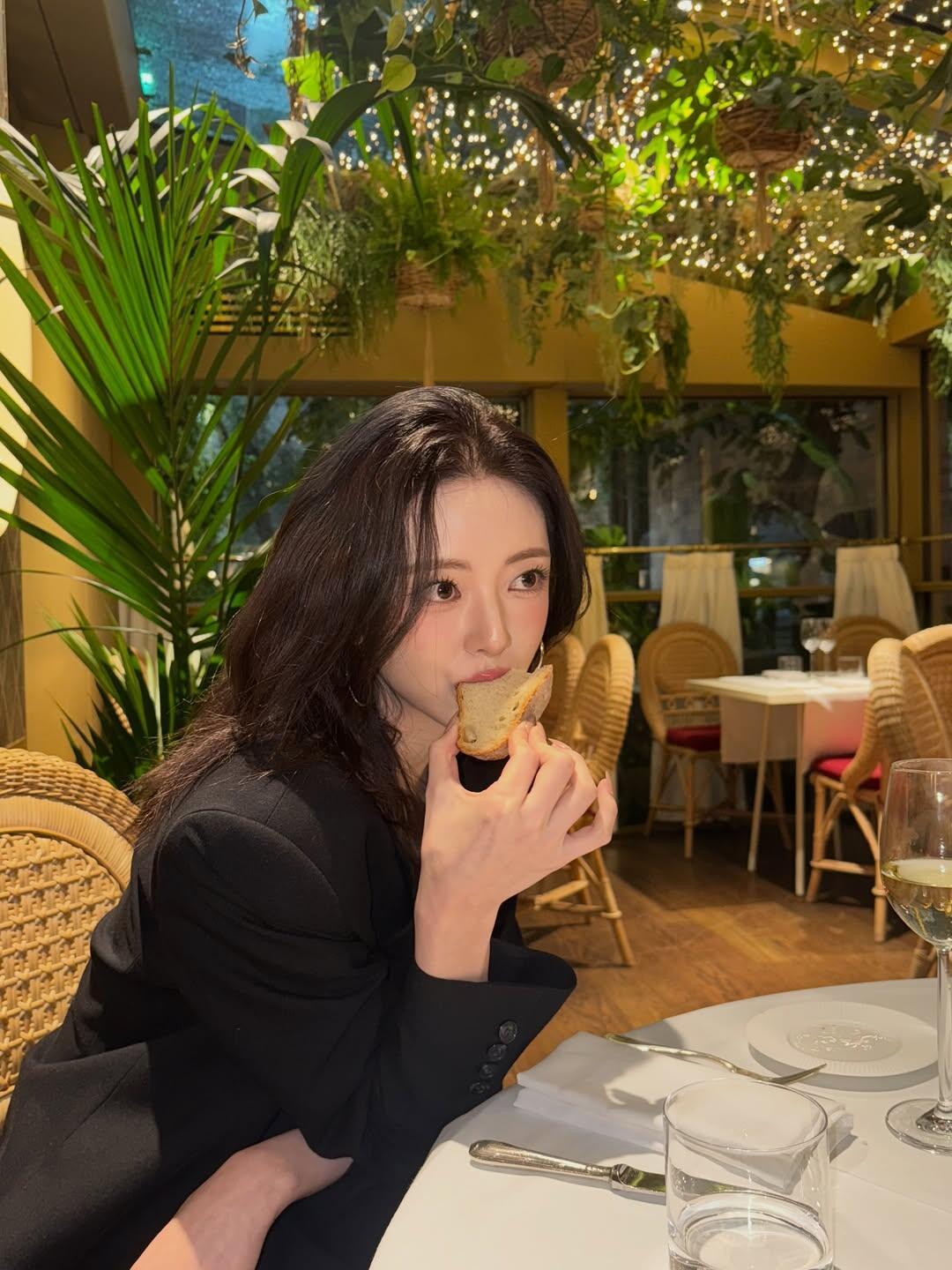 申有娜 ​​​