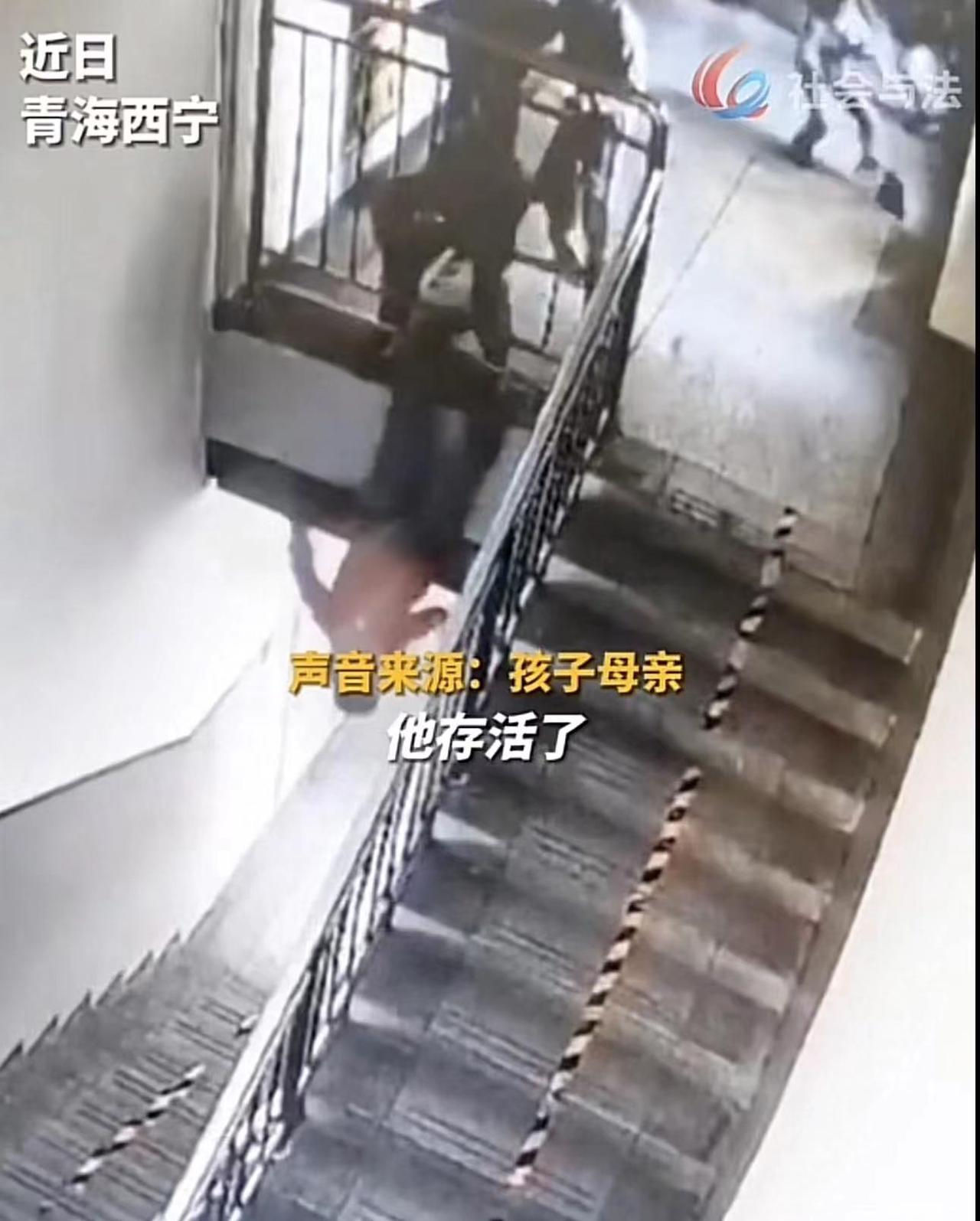 坠楼孩子母亲发声：颅骨被切掉三分之二，即使存活智力也受影响
3月14日，媒体报道