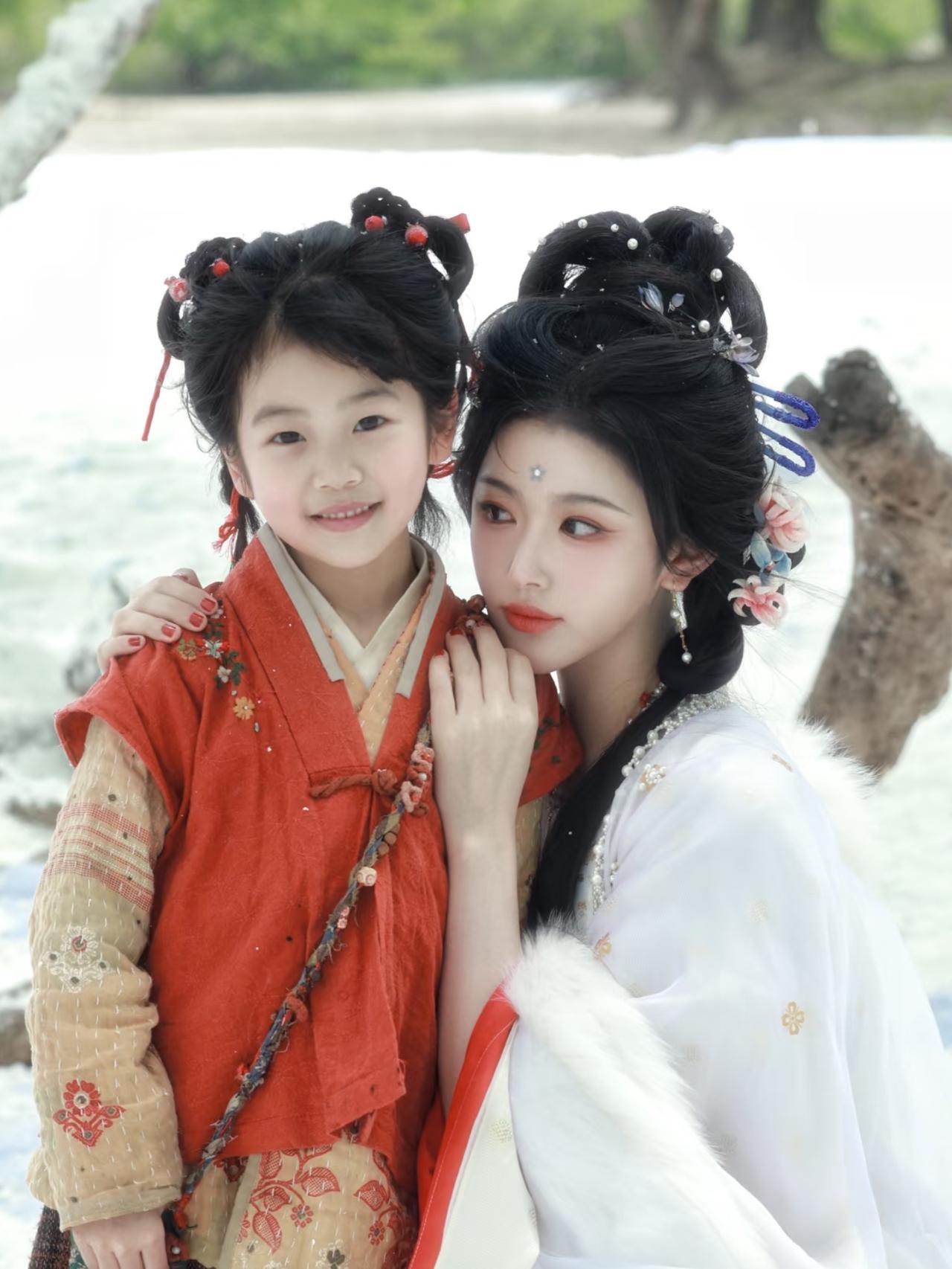 宁娘和她婆婆一起，一个国泰民安，一个妩媚动人。两种不同风格的美。

宁娘的命不是