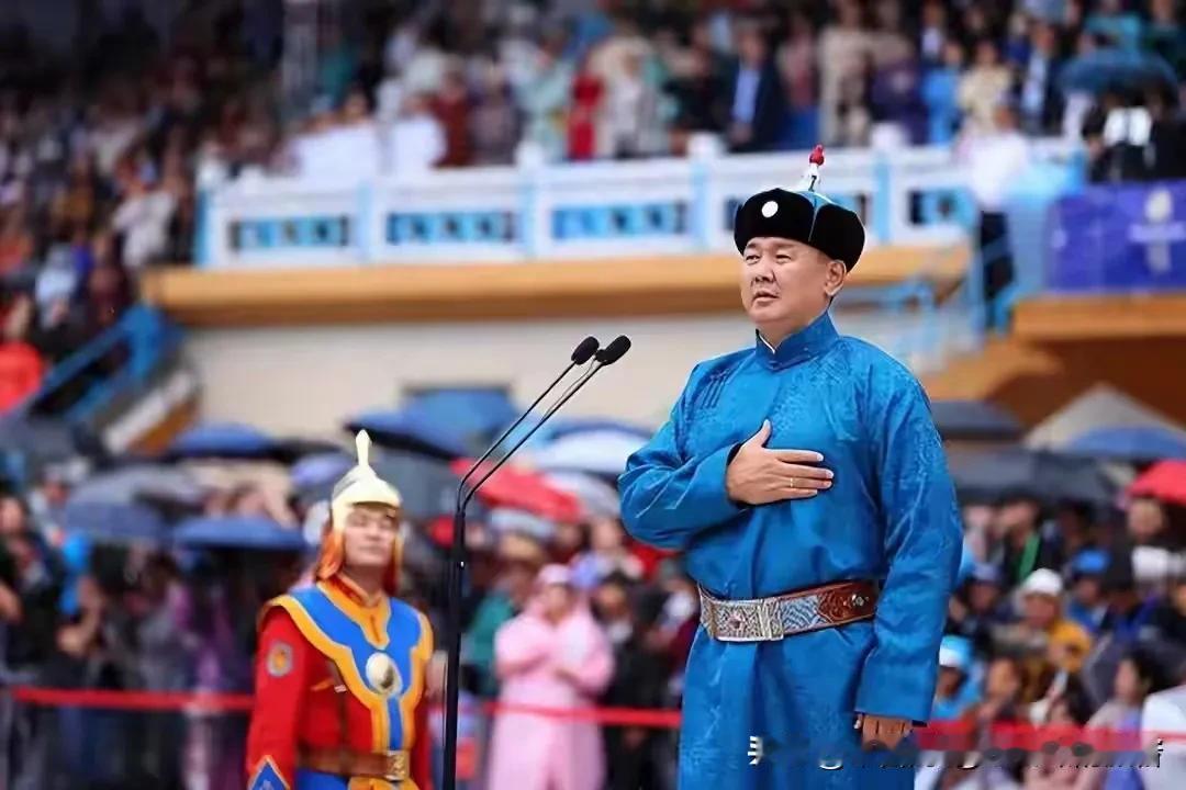 蒙古总统在那达慕大会上给韩国总统算了笔历史账，2235年建国史，大蒙古国820年
