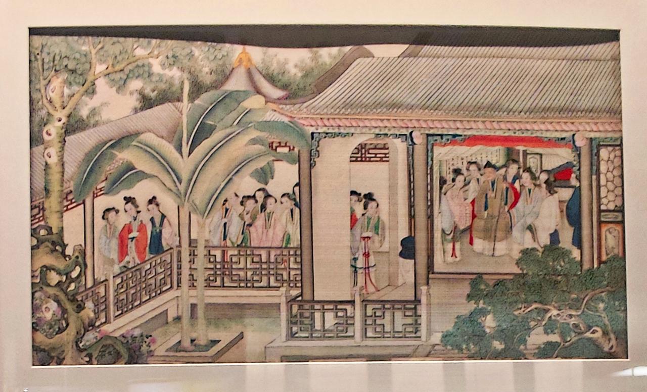 一级文物《红楼梦》彩绘画册
   ″绘梦三重缘一一辽宁与红楼梦文化展″，在《沈阳