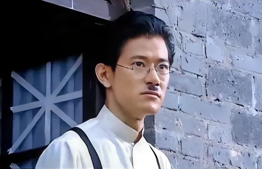 吃了23年中国饭娶了中国老婆，却砸了中国碗，如今自食恶果。他就是日本演员矢野浩二