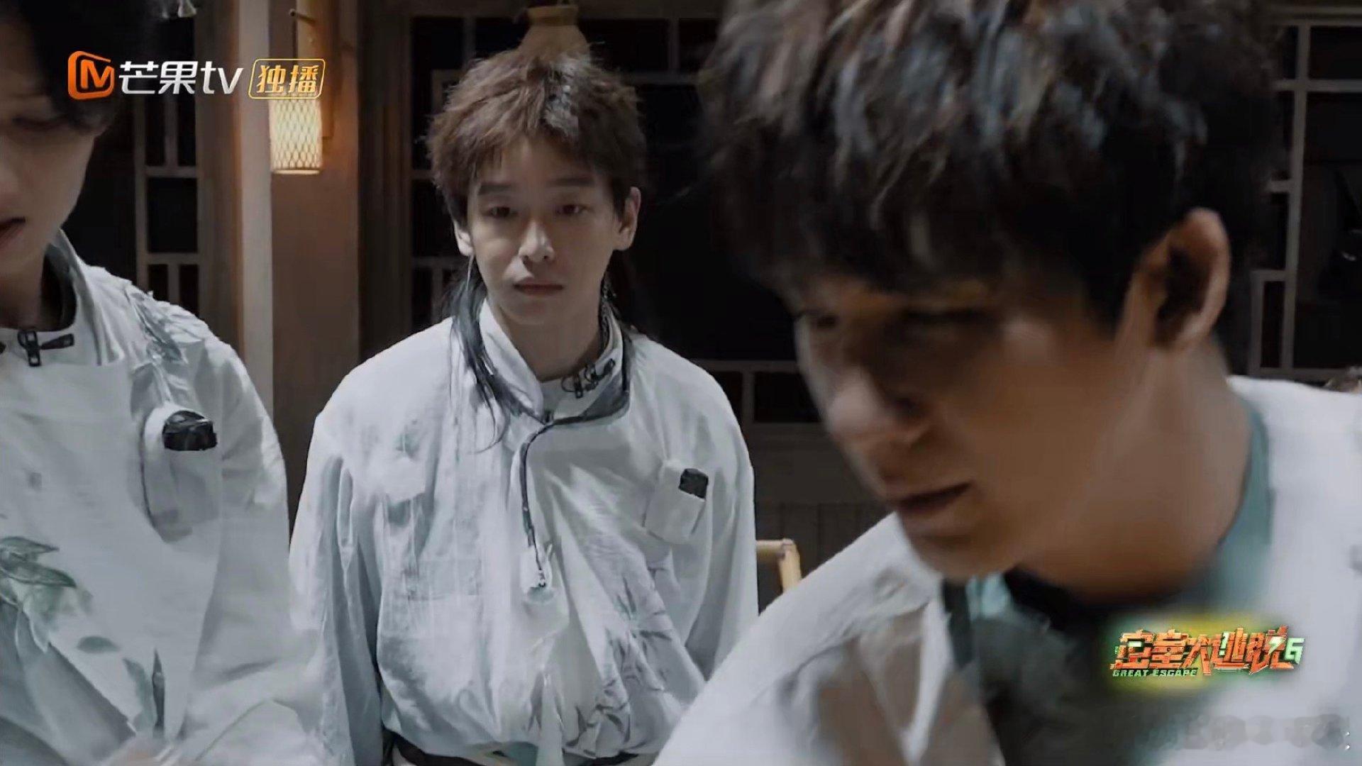 #彭昱畅密逃串台向往的生活#彭昱畅在《向往的生活》学会的技能，转头就在密室大逃脱