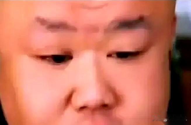 两大网红直播间翻车 黑屏后粉丝群掀翻旧账

一句挑衅能把直播间点燃？前一秒还相互