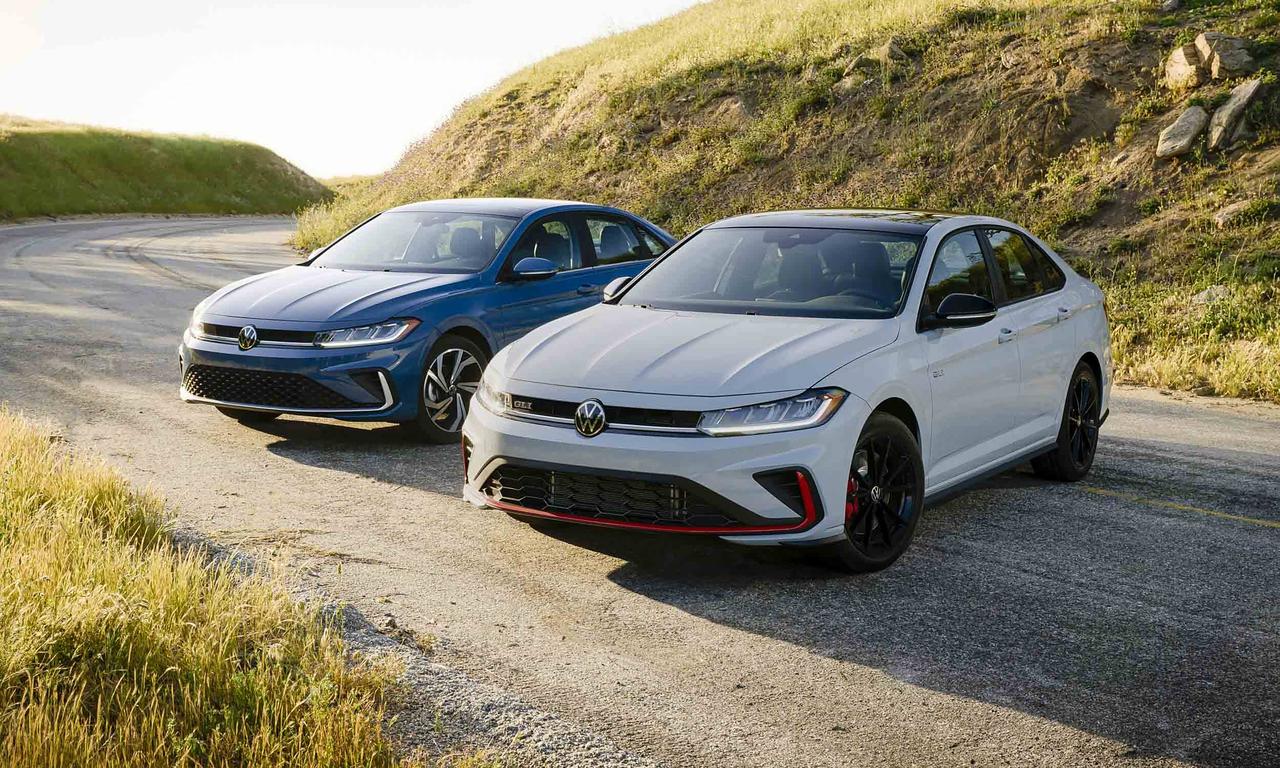 近日，德国大众汽车对外发布了中期改款Jetta和Jetta GLI车型，该车即为