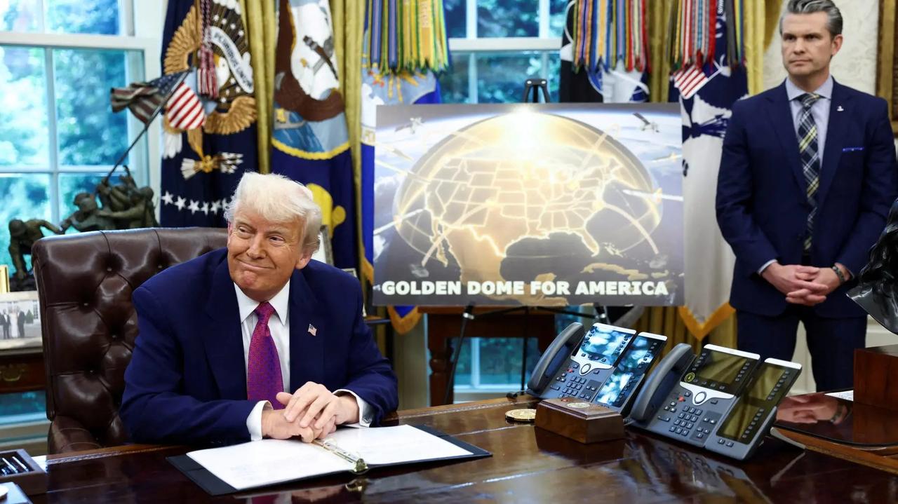 🇺🇸 美国刚刚承认它已经在轨道上部署了武器

空军部长特洛伊·梅因克公开确认