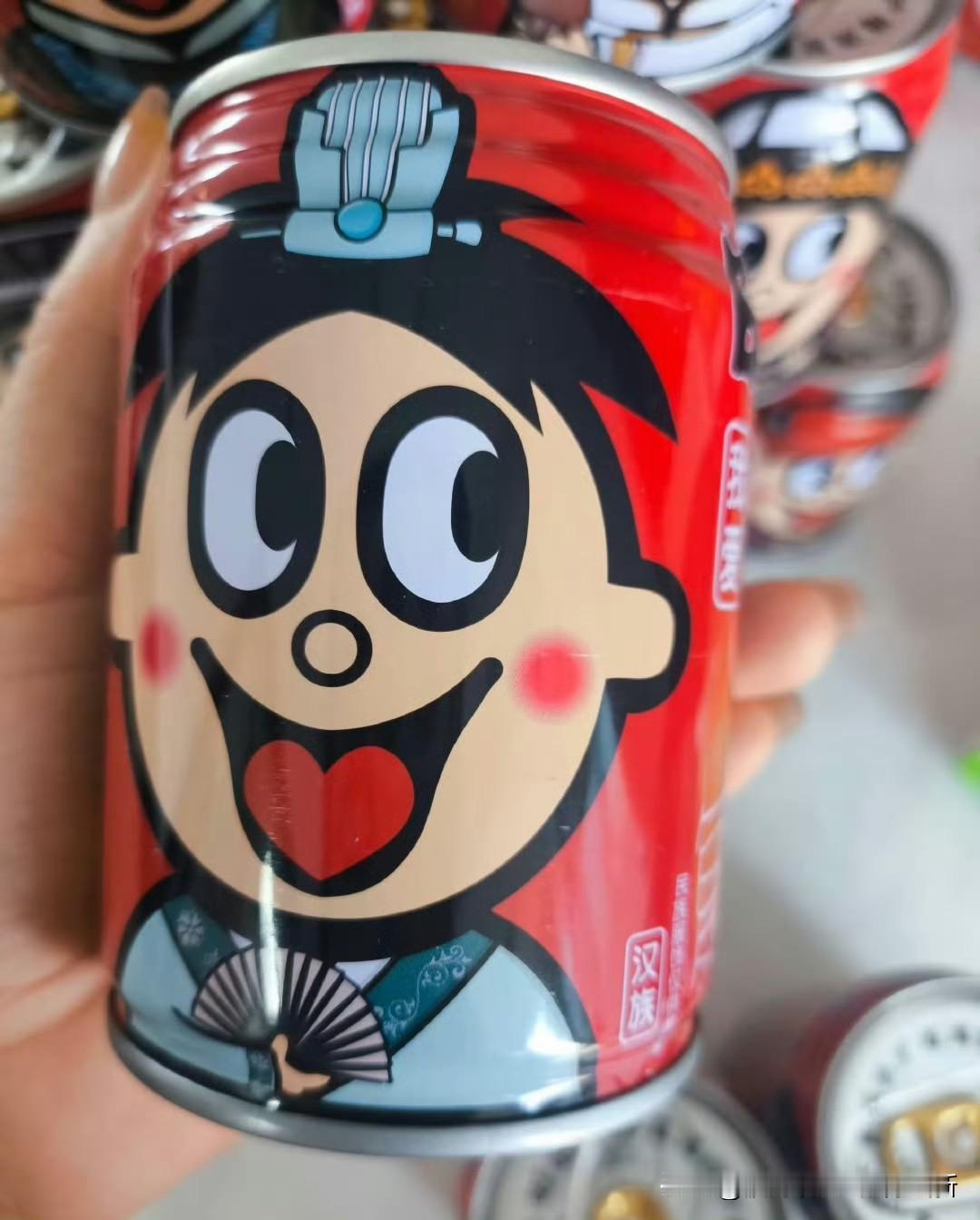 旺旺都有汉服啦，
民族的就是世界的！