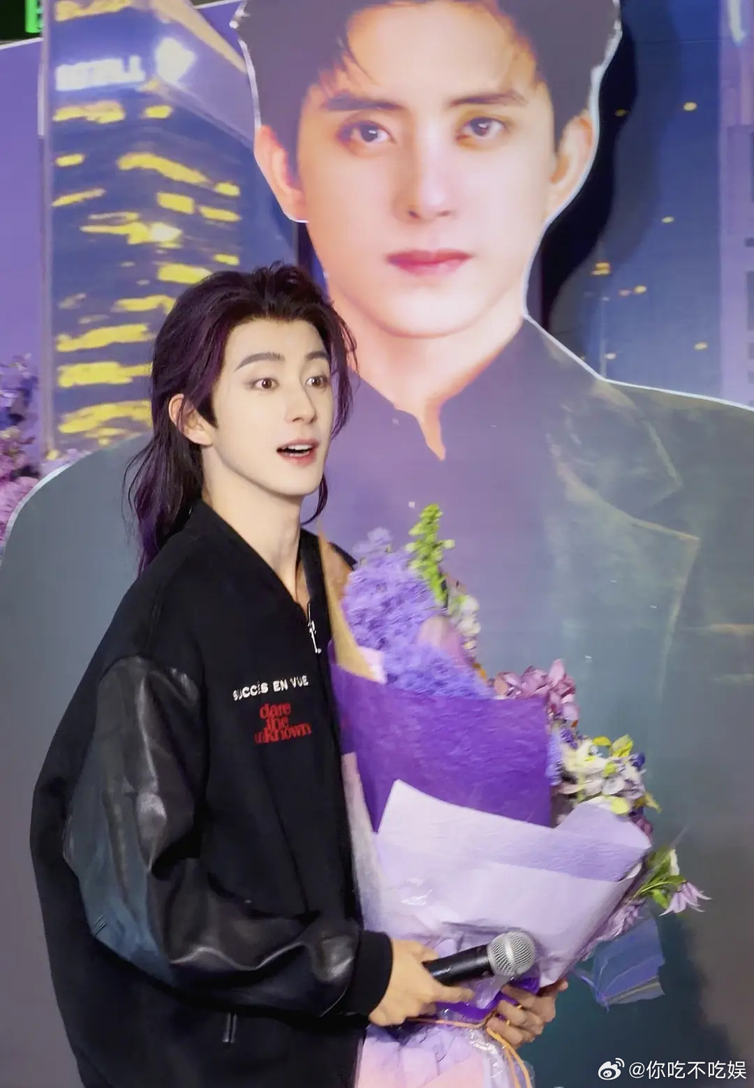 这是剧宣经费不够充足吗，怎么这么的丑 