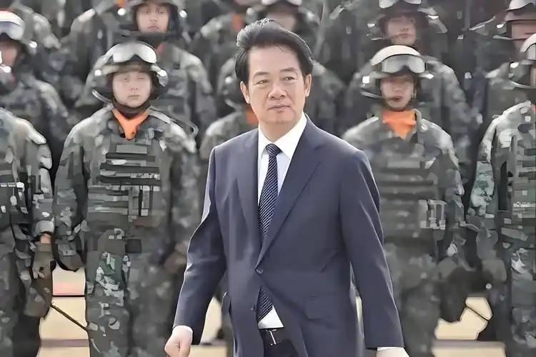 台当局在议会上强推军购法案！5月8日台湾院会强行表决，连装都不装了。

如果说一