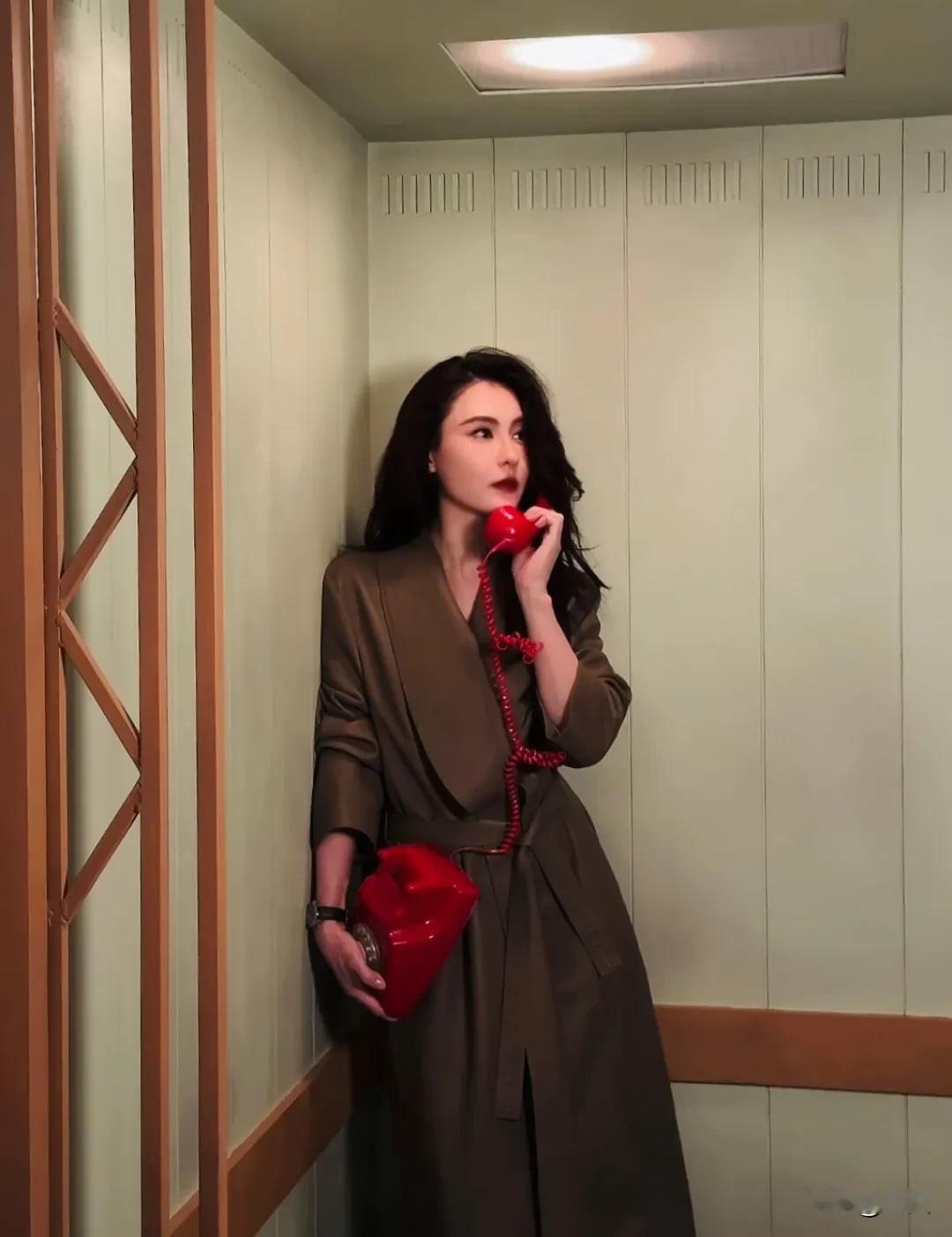 “张柏芝一条plog挥别四月，美好状态待五月，赞！😎”