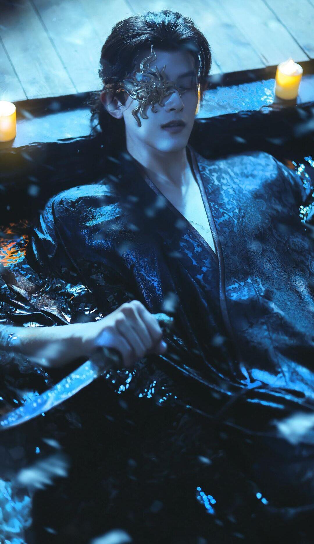 被《逐玉》邓凯的齐旻帅晕了追《逐玉》，邓凯演的银发齐旻，直接把我帅到 speec