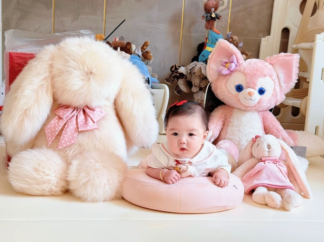 阎鹤祥家的宝贝闺女真漂亮。 