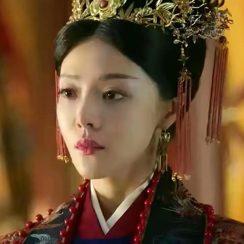 天顺七年，朱祁镇的母亲孙太后去世仅仅一年，朱祁镇就下令，恢复孙太后情敌胡善祥的皇