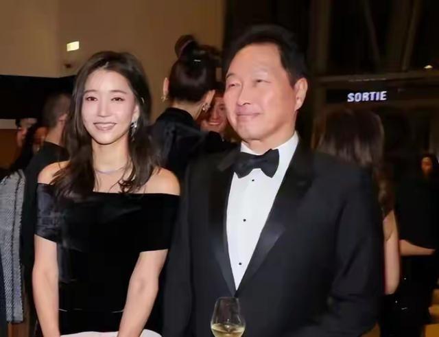 金熙英赢了财阀又如何，她，依然胜不了总统之女，为何？

韩国财阀世界里，有些婚姻