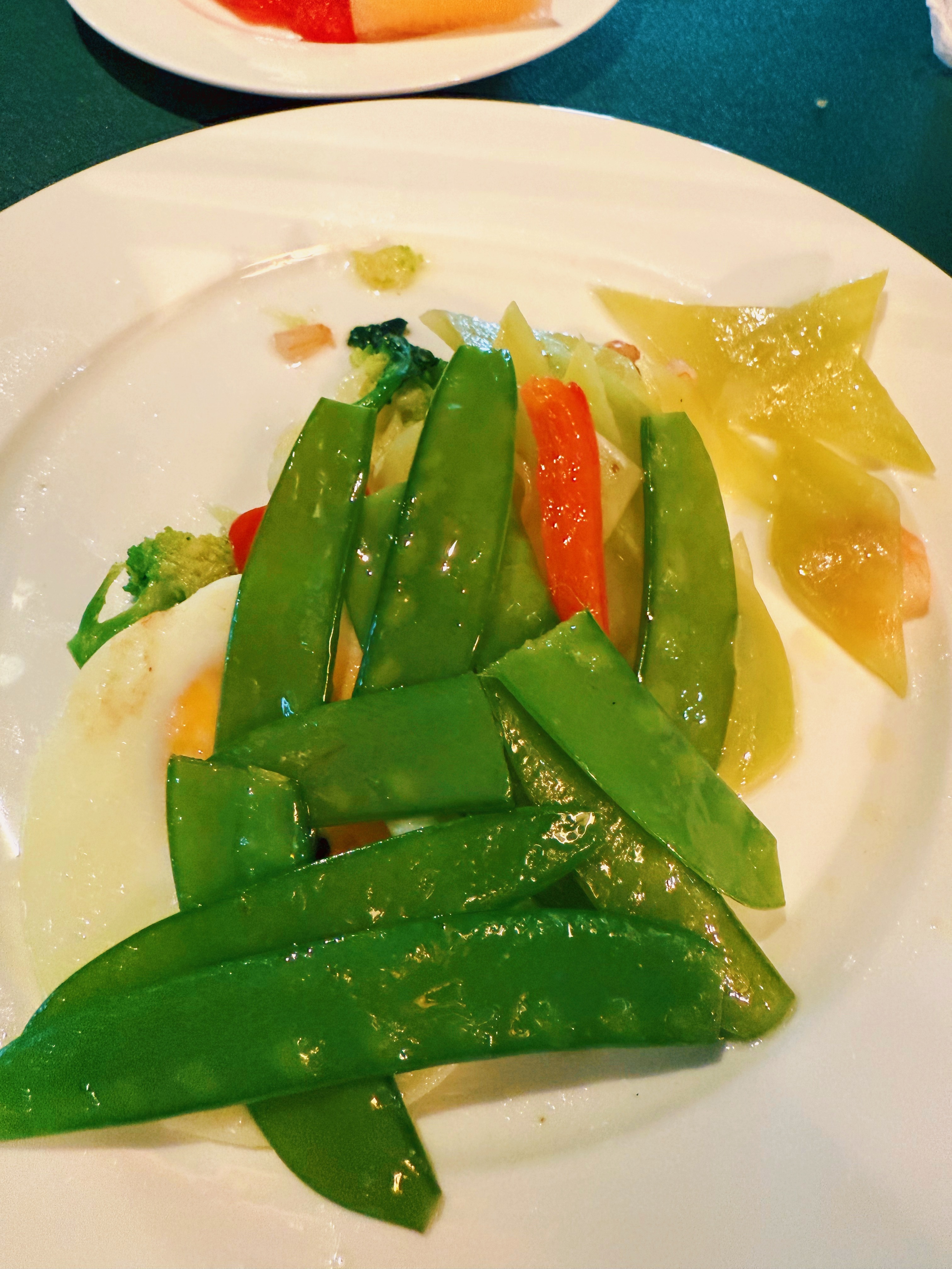 苹果牛[超话]  早餐和午餐一起吃……省钱还减肥 ​​​