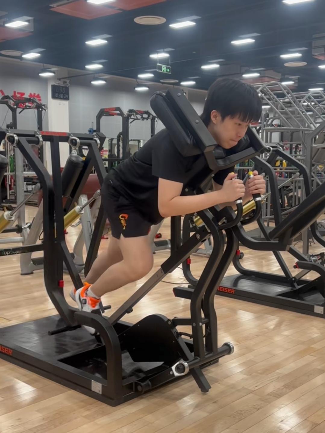 来自头哥王楚钦的分享
每一次的结束，都是为了更好的开始，一切都很好，那就继续让它