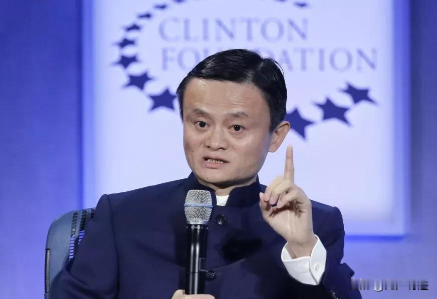 我们永远都有选择：
如果你是穷人，你可以选择做一个整天垂头丧气的穷人，也可以选择