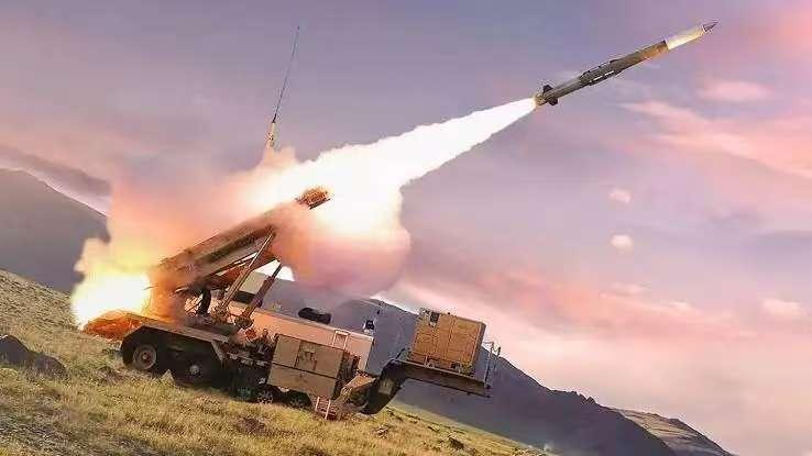 伊朗革命卫队发动第100轮导弹无人机打击，打击了13个美以能源目标，10个军事目