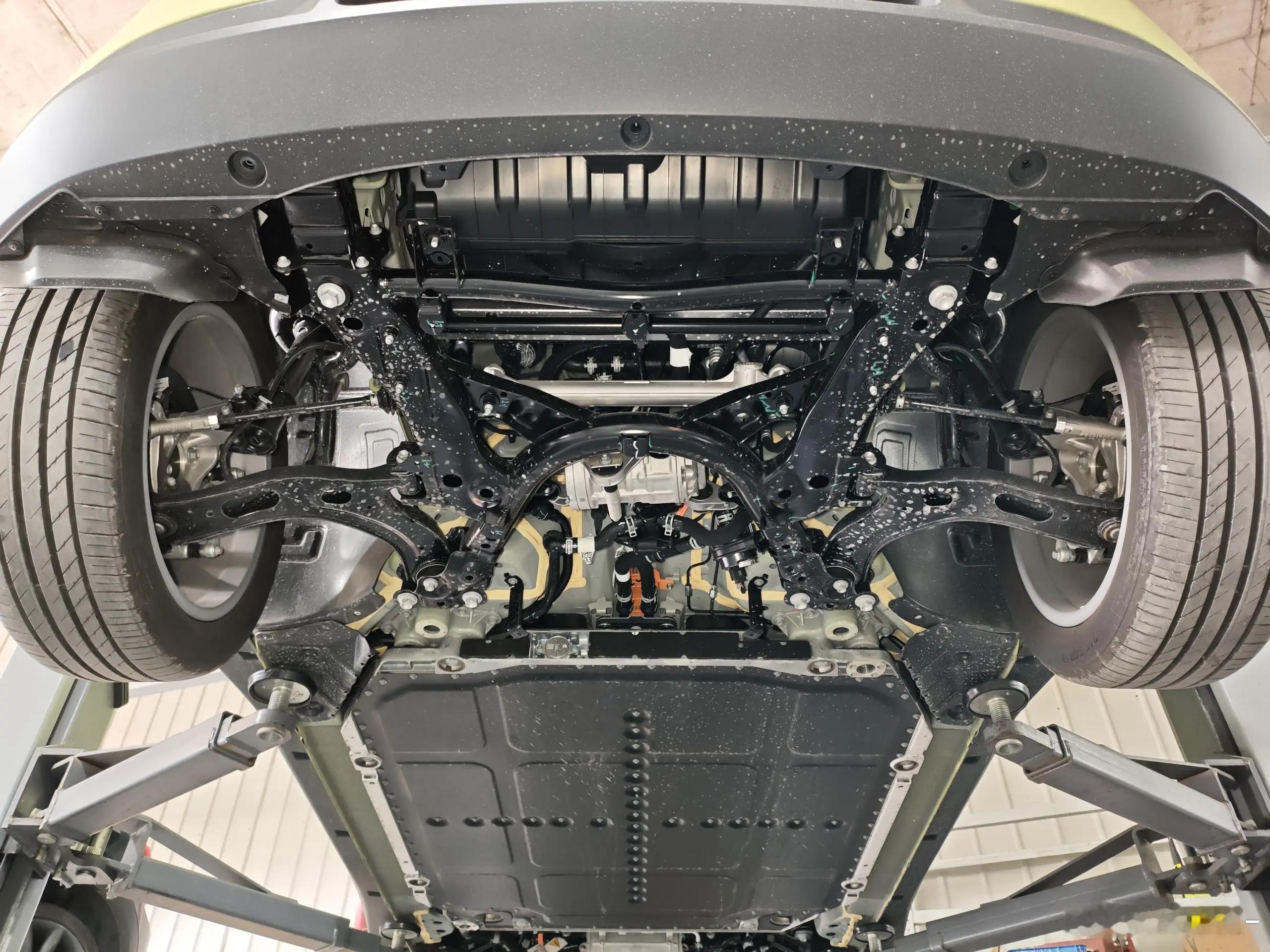 萤火虫底盘一览 