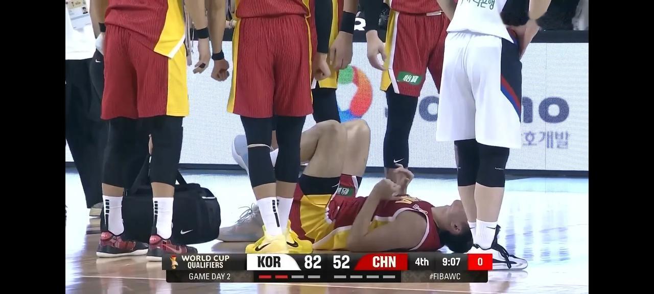 2027男篮世界杯预选赛第一阶段中国男篮被韩国双杀，排在小组第3，中韩二番战男篮