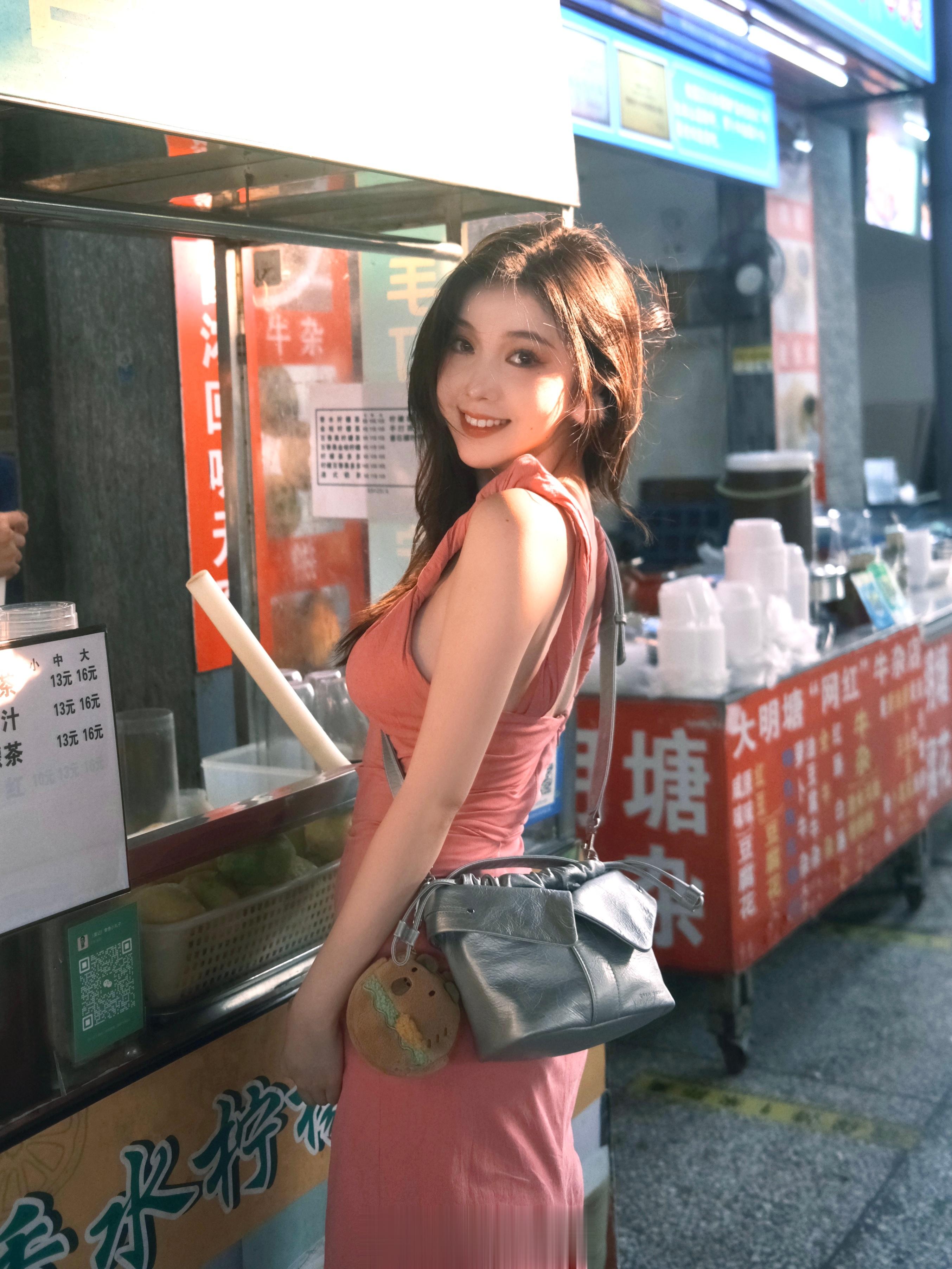 我顶着大太阳～ ​​​