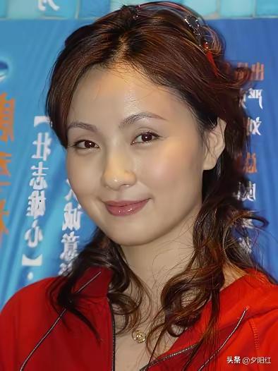 演员陶虹
实话说
我认为她是真的美
嫁给徐峥都有些委屈了
想当年
她在中戏时
可