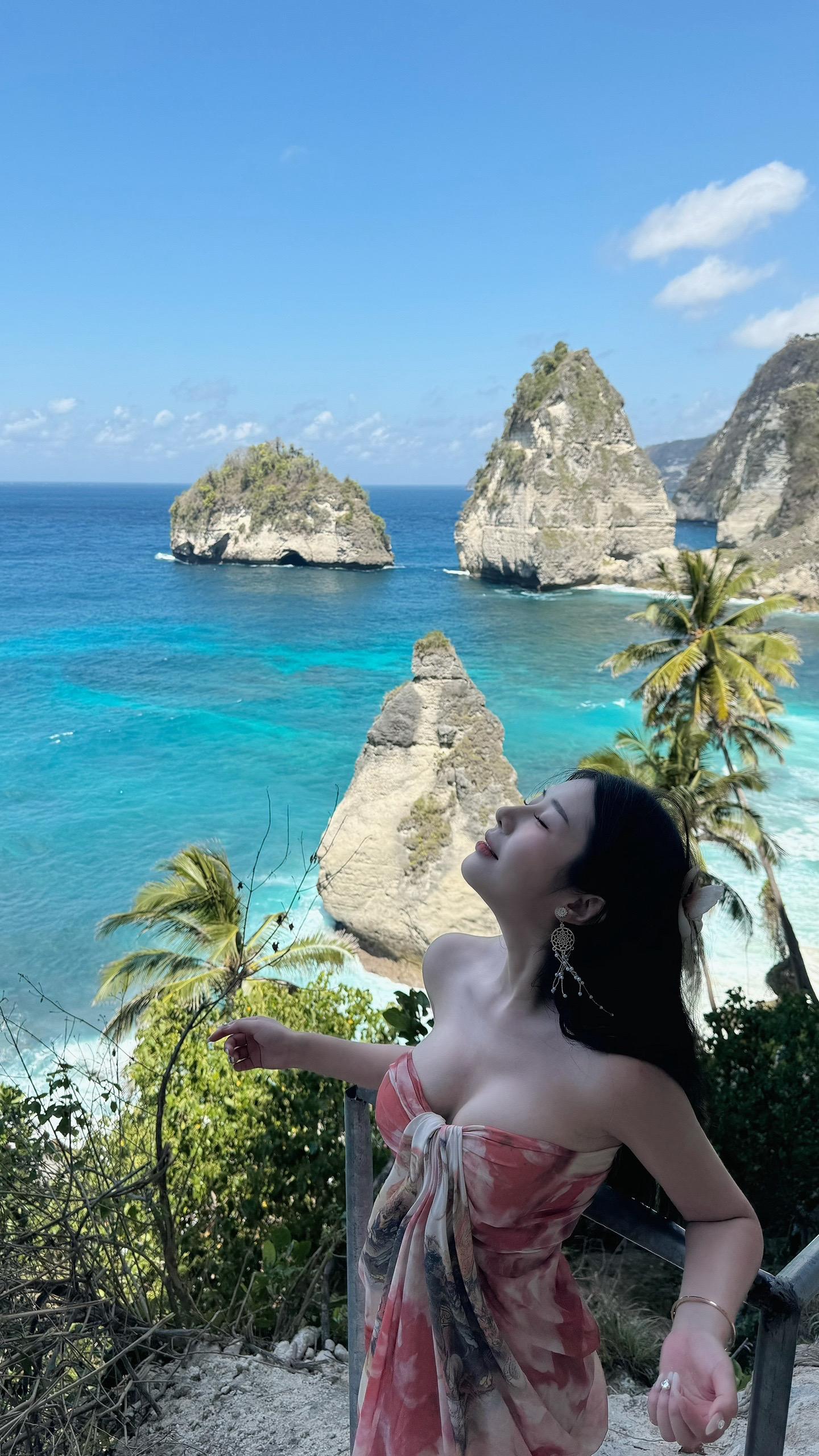 带项链还是不带🥹。