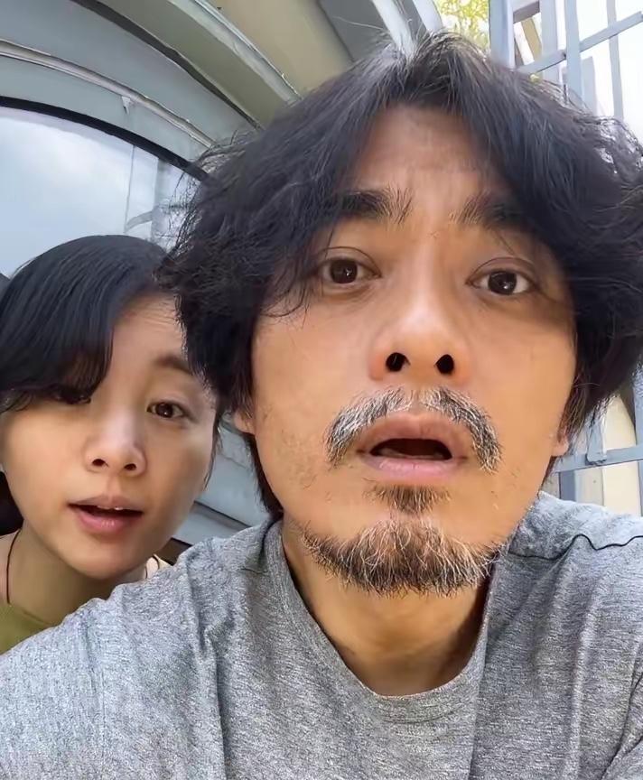 曾经的男神也老了，胡须也白了