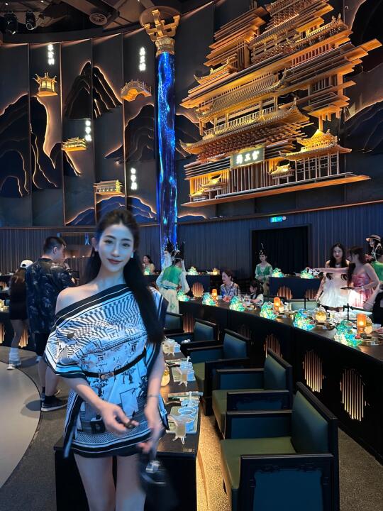 小主进宫赴宴 🏮