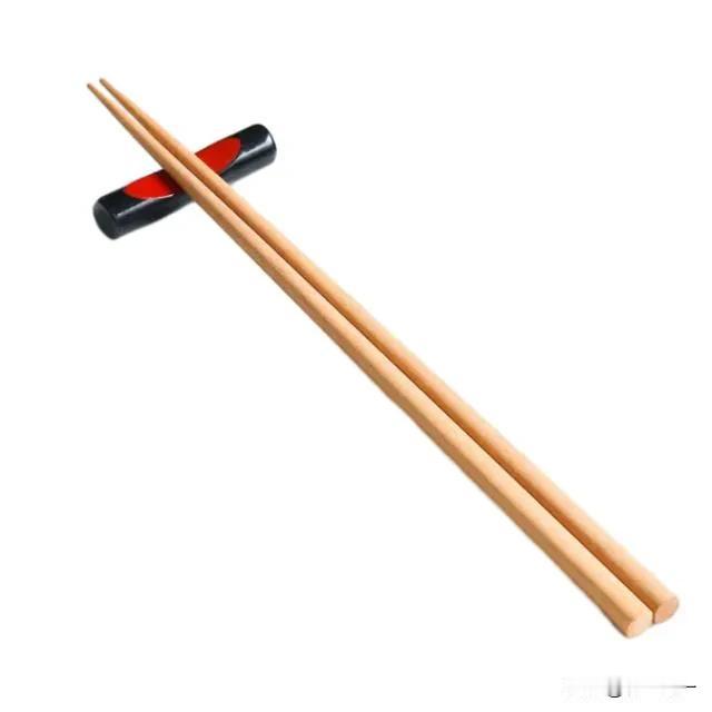筷子作为亚洲餐桌文化的关键构成部分，绝非仅仅是一种餐具，而是承载着深沉的文化意旨