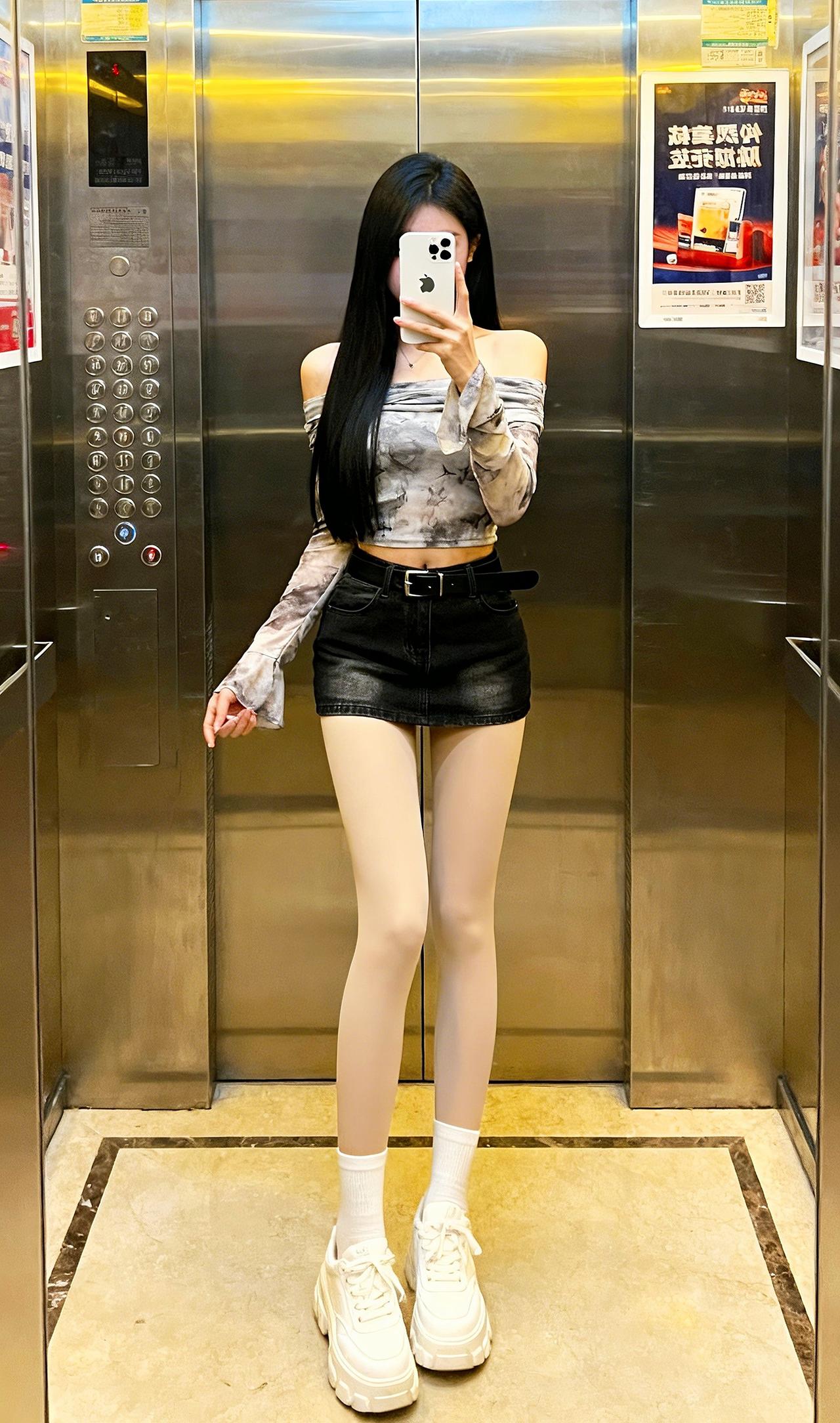 最简单的穿搭，最有效的温柔攻击，你说是不是呢！氛围感美女 日常穿搭每日分享 纯欲