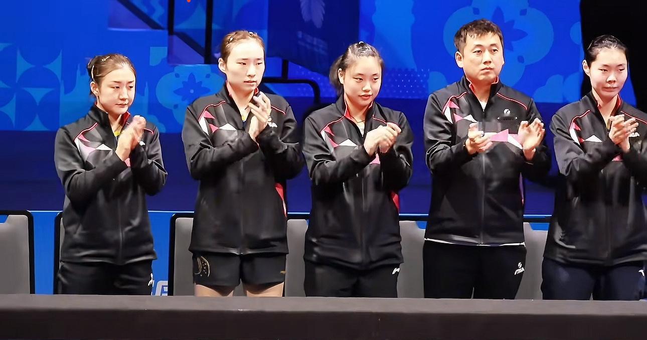 姐身高166.7 每次和山东人站一起 就是最小的 可可爱爱